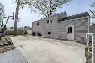 24 Half Acre Rd, Jamesburg, NJ 08831 - Photo 31