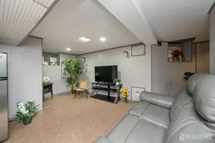 829-831 S 13th Street S, Newark, NJ 07108 - Photo 37