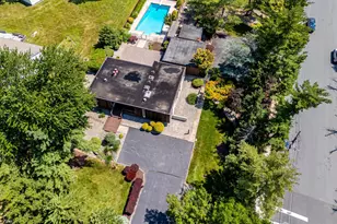 34 Henderson Rd, South Brunswick Township, NJ 08824 - Photo 49