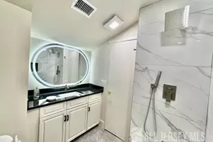 165 Sayre Dr, Plainsboro Township, NJ 08540 - Photo 17