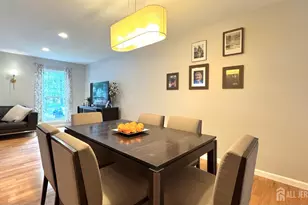 507 Timber Oaks Rd, Edison, NJ 08820 - Photo 7