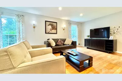 507 Timber Oaks Road, Edison, NJ 08820 - Photo 3