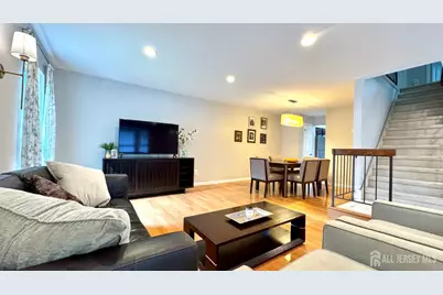 507 Timber Oaks Road, Edison, NJ 08820 - Photo 3