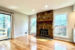 507 Timber Oaks Rd, Edison, NJ 08820 - Photo 5