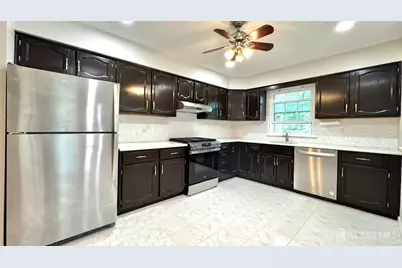 507 Timber Oaks Road, Edison, NJ 08820 - Photo 9