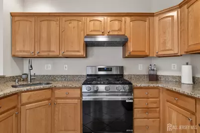 22 Augusta Place, East Brunswick Township, NJ 08816 - Photo 9