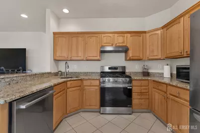 22 Augusta Place, East Brunswick Township, NJ 08816 - Photo 11