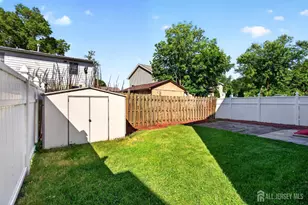 977 Cox Rd, North Brunswick Township, NJ 08902 - Photo 3