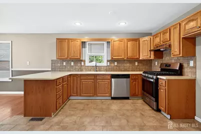 977 Cox Road, North Brunswick Township, NJ 08902 - Photo 17