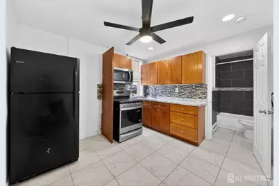 534 Roosevelt Avenue #5, Carteret, NJ 07008 - Photo 3