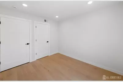 3 Meadow Road #2, Edison, NJ 08817 - Photo 7