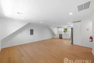 3 Meadow Rd, Edison, NJ 08817 - Photo 7