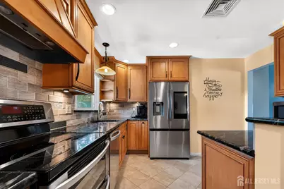 229 Grandview Avenue, Piscataway Township, NJ 08854 - Photo 5