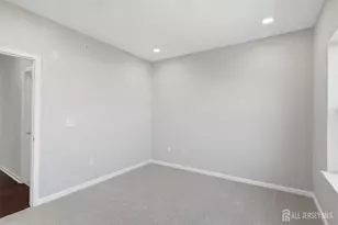 648 Strassle Wy, South Plainfield, NJ 07080 - Photo 5