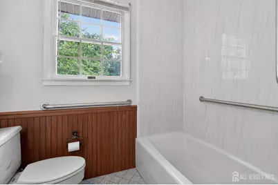 287 Crestwood Drive, Milltown, NJ 08850 - Photo 15