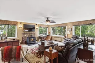 4 Honey Ct, Metuchen, NJ 08840 - Photo 5