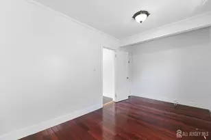 122 S Lincoln Ave, Middlesex, NJ 08846 - Photo 5