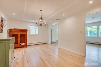 21 Thomas Street, Metuchen, NJ 08840 - Photo 11
