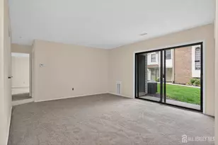 2101 Bayhead Dr, Sayreville, NJ 08859 - Photo 7