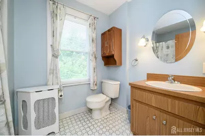 120 Galloping Hill Road, Roselle Park, NJ 07204 - Photo 23