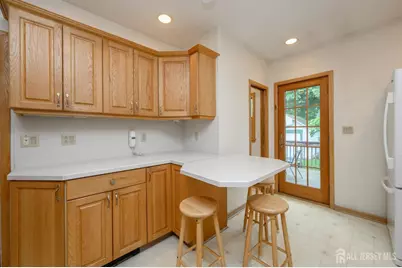 120 Galloping Hill Road, Roselle Park, NJ 07204 - Photo 15