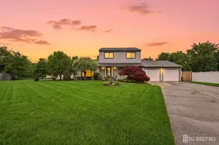 5 Ellis Ct, Middlesex, NJ 08852 - Photo 1
