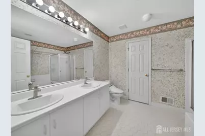 58 Windsong Circle, East Brunswick Township, NJ 08816 - Photo 17