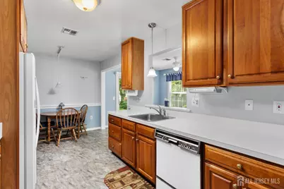 716 Victoria Court #A, Monroe Township, NJ 08831 - Photo 11
