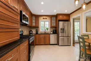 23 Dunbar Ave, Piscataway Township, NJ 08854 - Photo 7