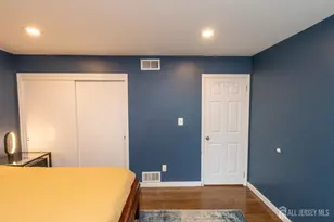 61 Clifton St, Edison, NJ 08817 - Photo 17