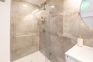 61 Clifton St, Edison, NJ 08817 - Photo 37