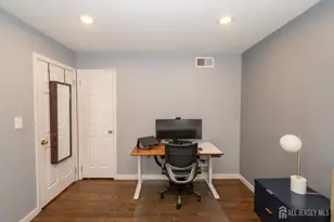61 Clifton St, Edison, NJ 08817 - Photo 25