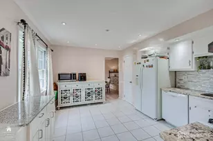 15 Roxy Ave, Edison, NJ 08820 - Photo 17