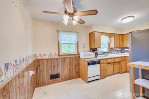 29 Hopkinson Ave, Piscataway Township, NJ 08854 - Photo 11