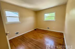 5 Sussex Ct, South River, NJ 08882 - Photo 23