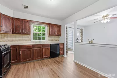 2804 Cricket Circle, Edison, NJ 08820 - Photo 11