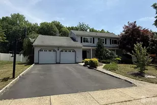 18 Erin Ln, Old Bridge Township, NJ 08857 - Photo 3