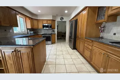18 Erin Lane, Old Bridge Township, NJ 08857 - Photo 7