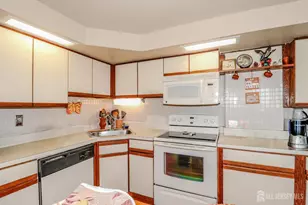 40 Fayette St, Perth Amboy, NJ 08861 - Photo 9
