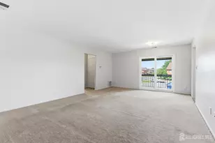 114 Beverly Hl Ter, Woodbridge Township, NJ 07095 - Photo 5