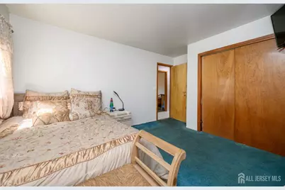 405 Kennedy Drive, Linden, NJ 07036 - Photo 17