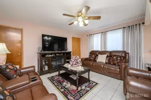 405 Kennedy Dr, Linden, NJ 07036 - Photo 5