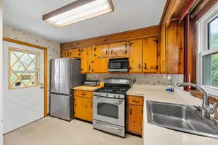 348 S 3rd Ave, Highland Park, NJ 08904 - Photo 11