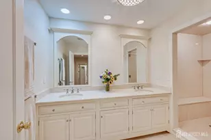 11 Cape Ct, Metuchen, NJ 08840 - Photo 41