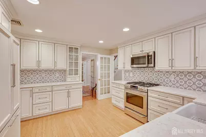 11 Cape Court, Metuchen, NJ 08840 - Photo 19