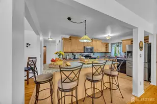 7 S Brook Dr, Milltown, NJ 08850 - Photo 7