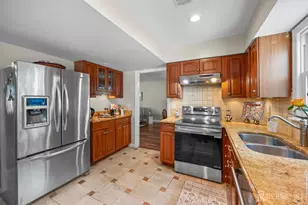 12 McFadden Dr, Monroe Township, NJ 08831 - Photo 17