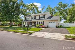 12 McFadden Dr, Monroe Township, NJ 08831 - Photo 3