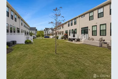 26 Wisteria Court, Monroe Township, NJ 08831 - Photo 25