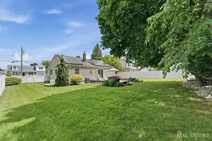 31 Middle Hill Rd, Colonia, NJ 07067 - Photo 37